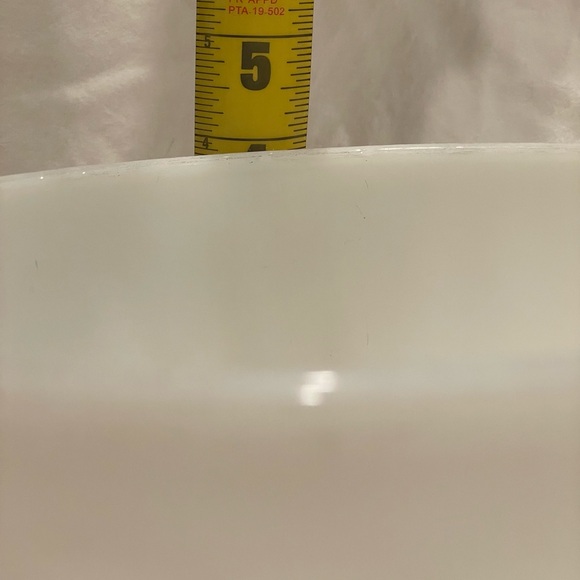 🥳BOGO! Anchor Hocking Fire King Swirl Mixing Bowl (Remnants of Yellow). - Picture 5 of 6